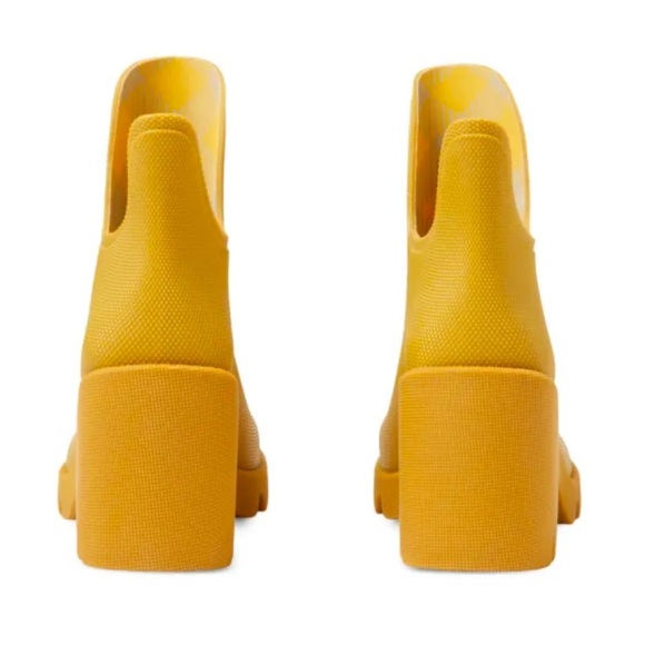 NIB Burberry Marsh ankle rain rubber sole heel boots Manilla yellow US 7 1/2 - Picture 4 of 12